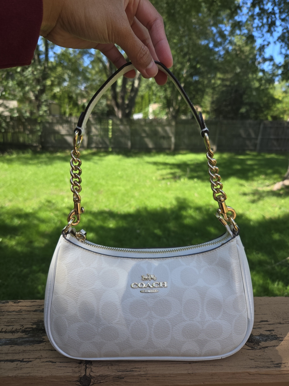 Coach Teri White Shoulder Bag #CA548
